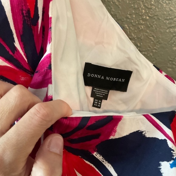 NWOT Donna Morgan Red & Blue Abstract One Shoulder Ruffle Midi Dress 14 - Picture 6 of 8